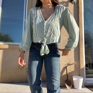 Love Riche Cropped Lite Green Long Sleeve Size M